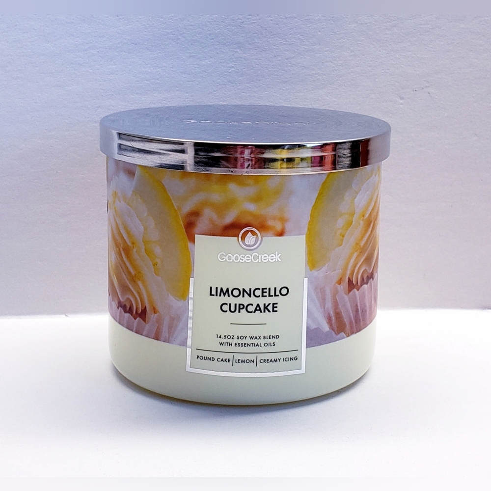 Goose Creek LIMONCELLO CUPCAKE Large 3-Wick Candle, 14.5 oz